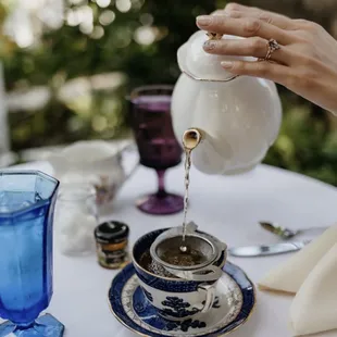 Wedding photos using the tea serving set up