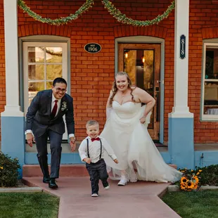 Photo credit: RHODES BLAKE PHOTOGRAPHY