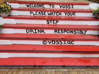 Vossi Bar & Lounge