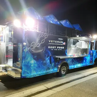 Ex Navy owner. Very nice guy, beautiful truck.