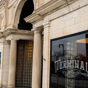 ramen and noodles, outside