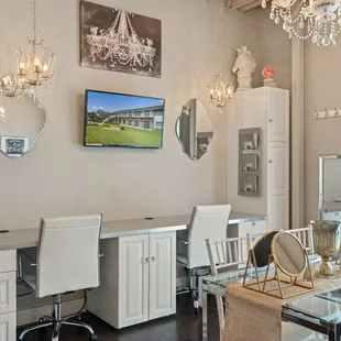 Bridal suite -hair and makeup area