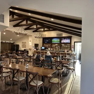bar
