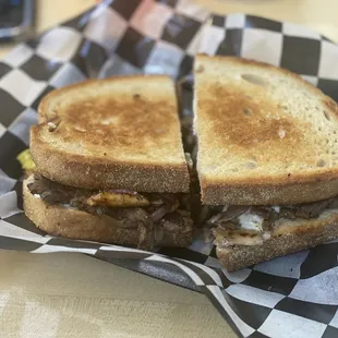 Steak Melt