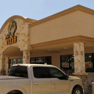  the outside of a restaurant