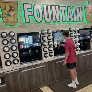 Tons of drinks, sonic ice, lots of drink combinations.