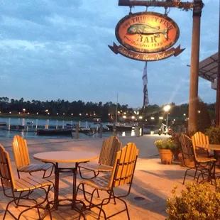 The restaurant view of the lake.