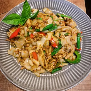 Pad Kee Mao (Ground Chicken)