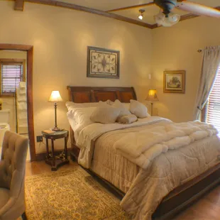 Location and luxury at The Thornton Inn Bed and Breakfast, Arlington, Tx.