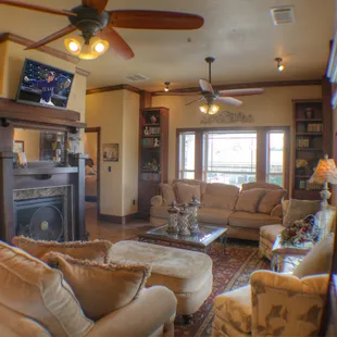 Feel the warmth and elegance of The Thornton Inn when you arrive.