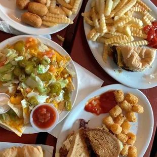 Best fries EVER... burgers, nachos and the Rachel  #tryit #thebest