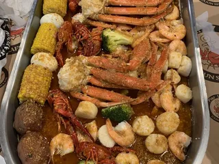 Pier 17 Cajun Seafood & Bar