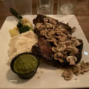 The filet with mushrooms