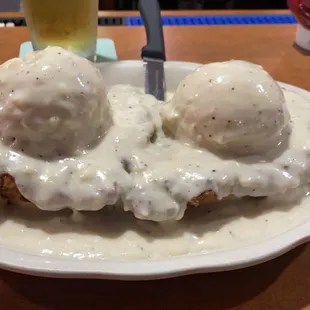 Country gravy tenderloin Manhattan