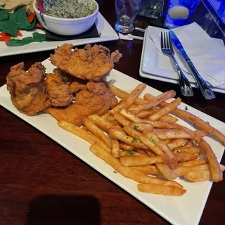 Kids Chicken Fingers with Fries