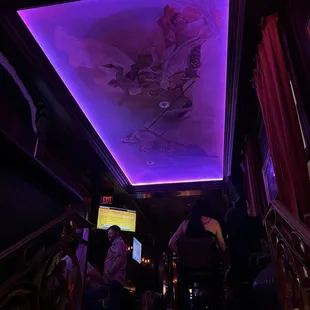 sushi and sashimi, interior