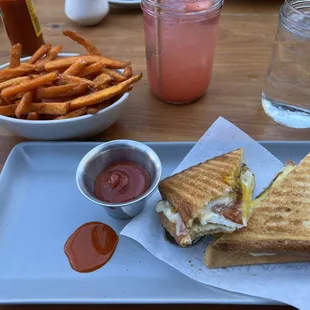 Breakfast Sandwich