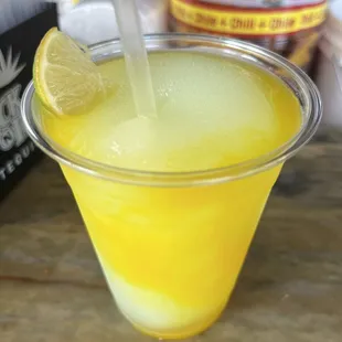 Mango frozen margarita