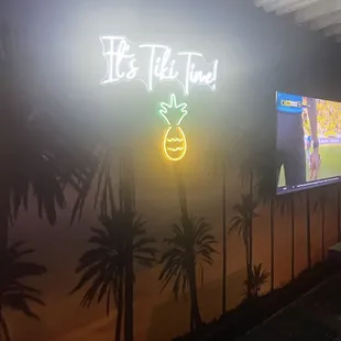 It&apos;s tiki time