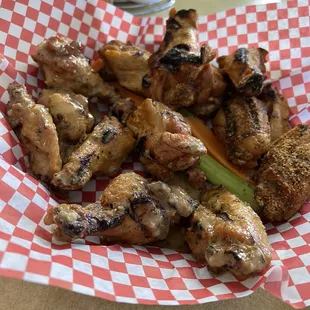 12 Jumbo Grilled Wings  half Garlic Parmesan sauce &amp; half Sweet Cajun dry rub with bleu cheese dressing