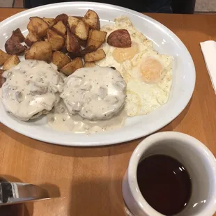 Biscuits n gravy platter