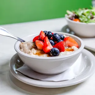 The Toasted Yolk Cafe Oatmeal