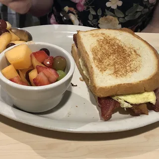 Yolkwich