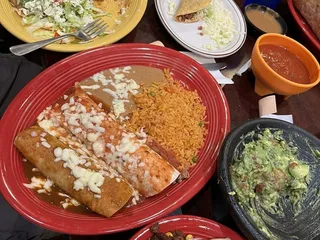 Tequila's Versailles