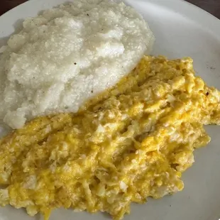 Eggs &amp; Grits with wheat toast