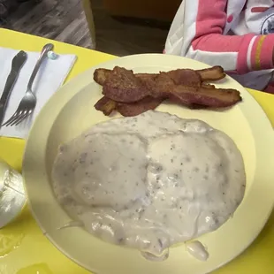 Biscuits and gravy 1/2 order. And bacon.