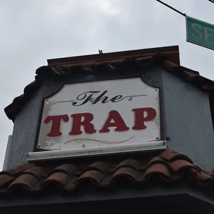 Trap Sign