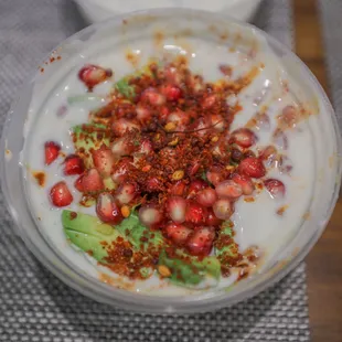 AVOCADO AND POMEGRANATE RAITA