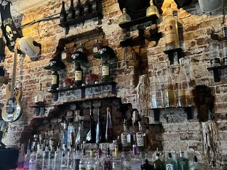 Bullitt Bar