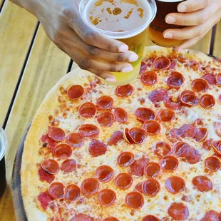 Pizza Pepperoni - (16" Round Pizza)