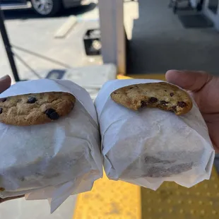 The og, bbq both with complimentary cookies.