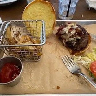 Black and Blue Burger