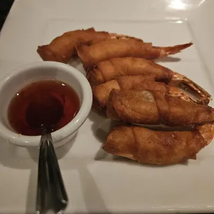 Goong Hom Pah (wonton wrapped shrimp)