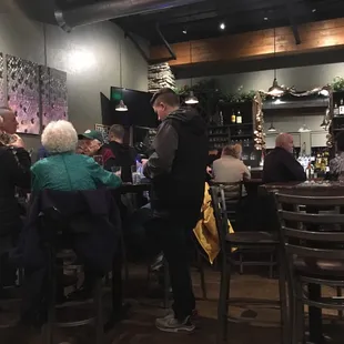 Great bar atmosphere