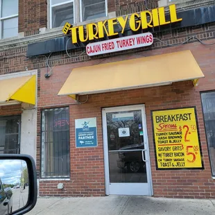 the entrance to the restaurant