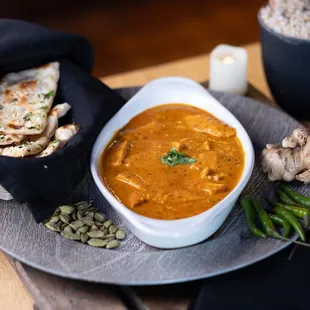 Butter Chicken &amp; Garlic Naan