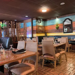 sushi and sashimi, interior