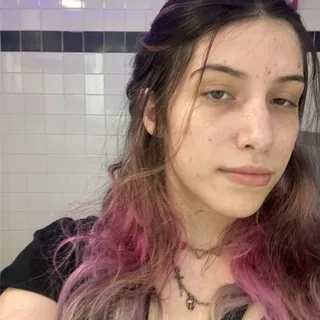 Nikki T.
