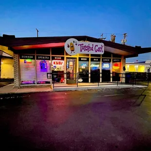 the outside of a restaurant