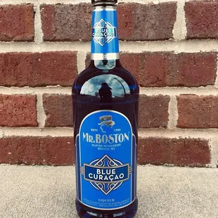 Mr. Boston Blue Curaçao!