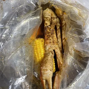 I got the snow crab and corn , DEFINITELY NOT WORTH $17!!! I only got 2 1/2 crab legs. Very disappointed.