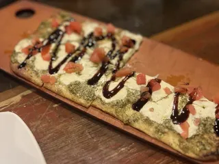 Ovation Bistro & Bar