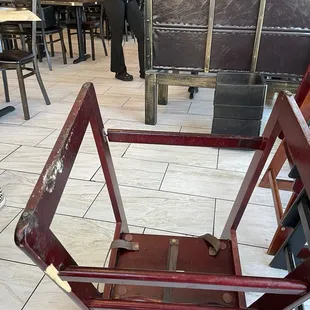 Gross seat for baby