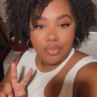 Ciarra L.