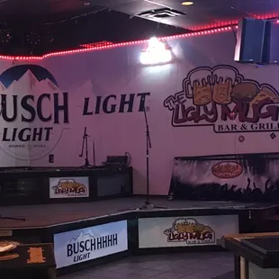 the bush bush light stage