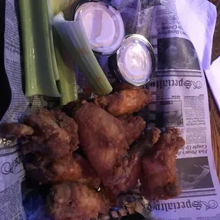 Chicken wings with fugly sauce